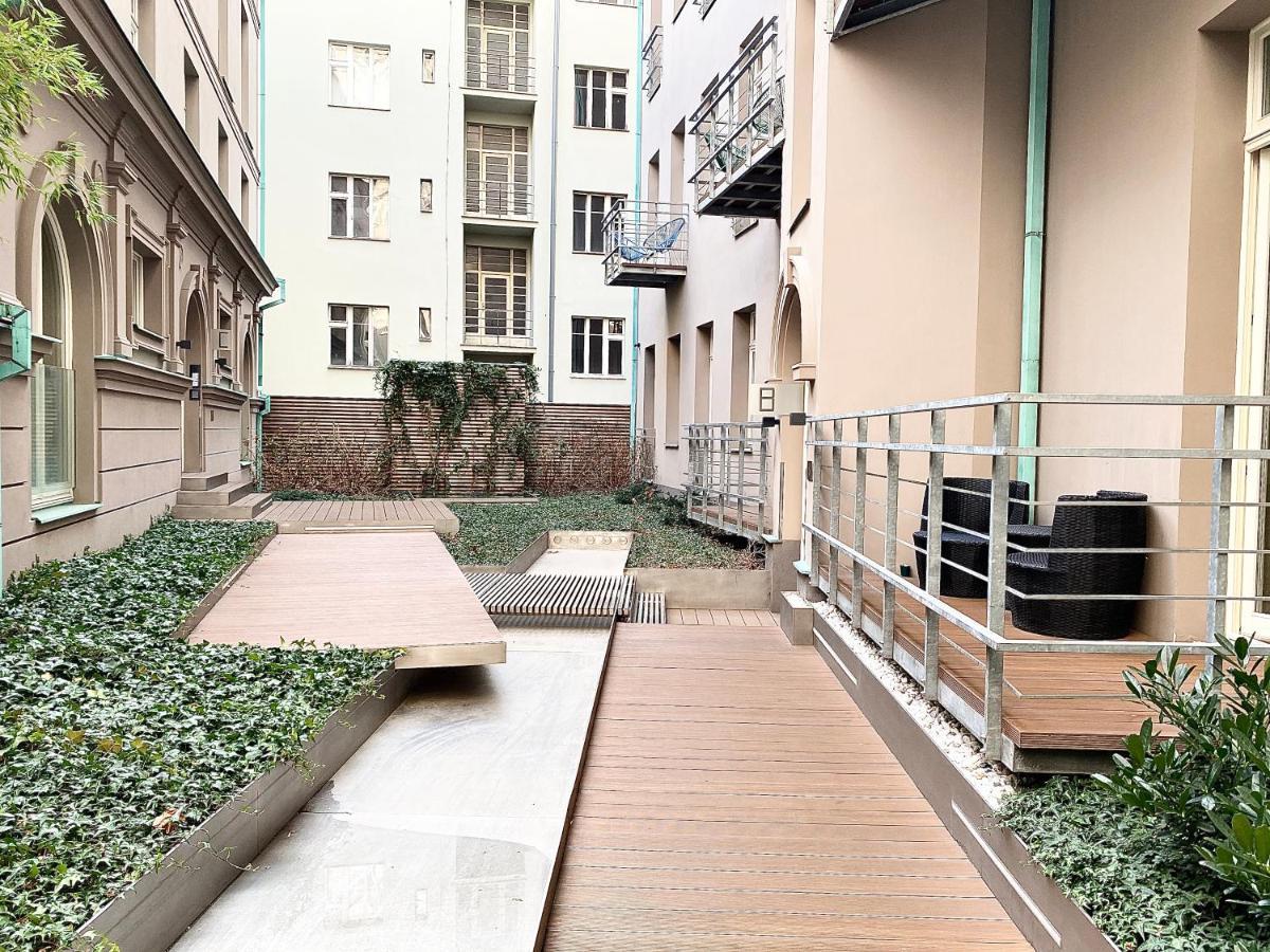 Exclusive Apartment + Best Located Praga Esterno foto