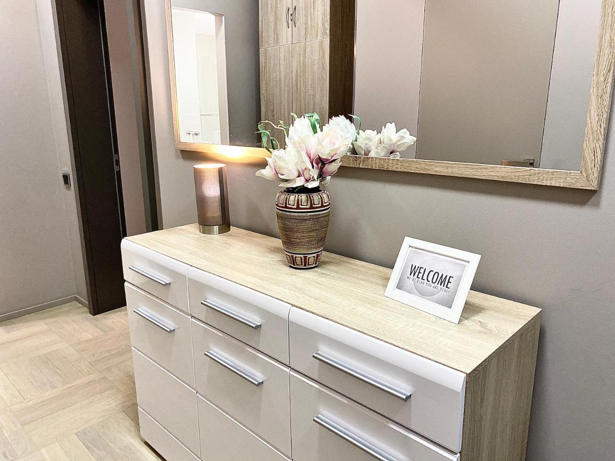 Exclusive Apartment + Best Located Praga Esterno foto