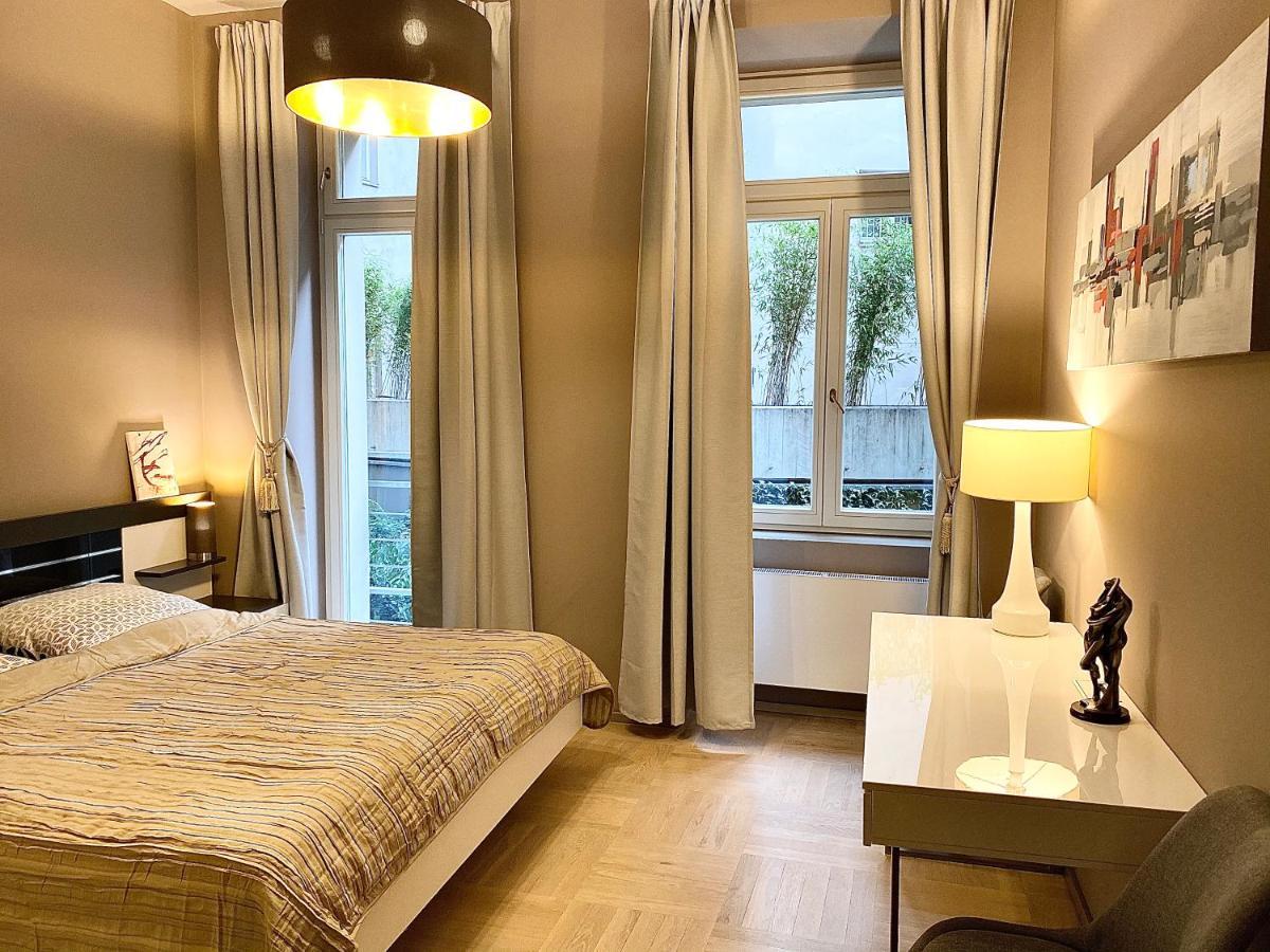 Exclusive Apartment + Best Located Praga Esterno foto