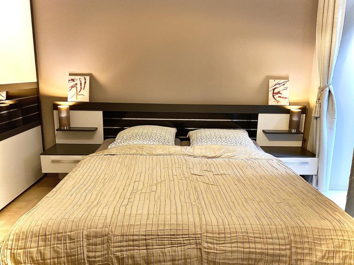 Exclusive Apartment + Best Located Praga Esterno foto