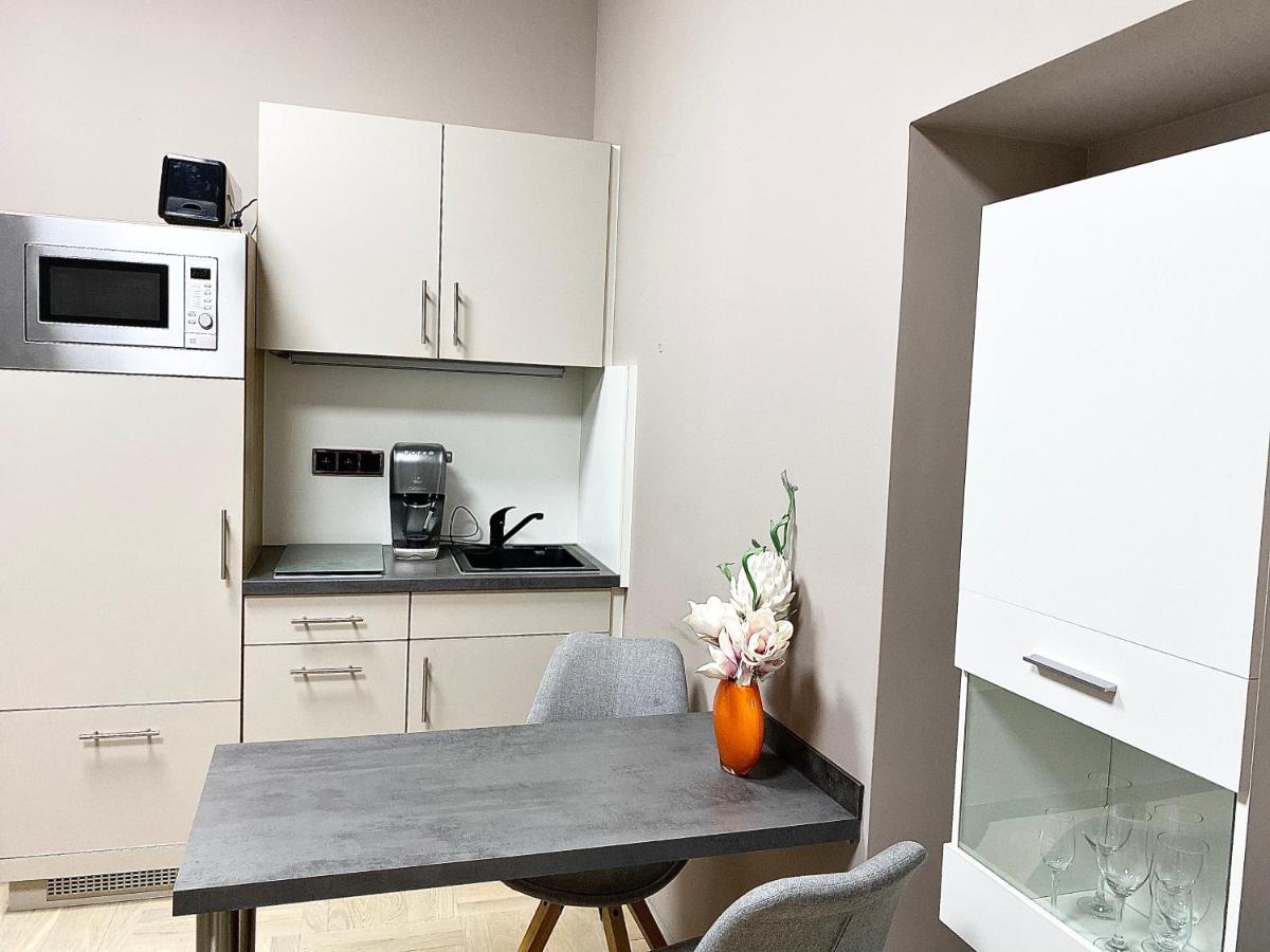 Exclusive Apartment + Best Located Praga Esterno foto