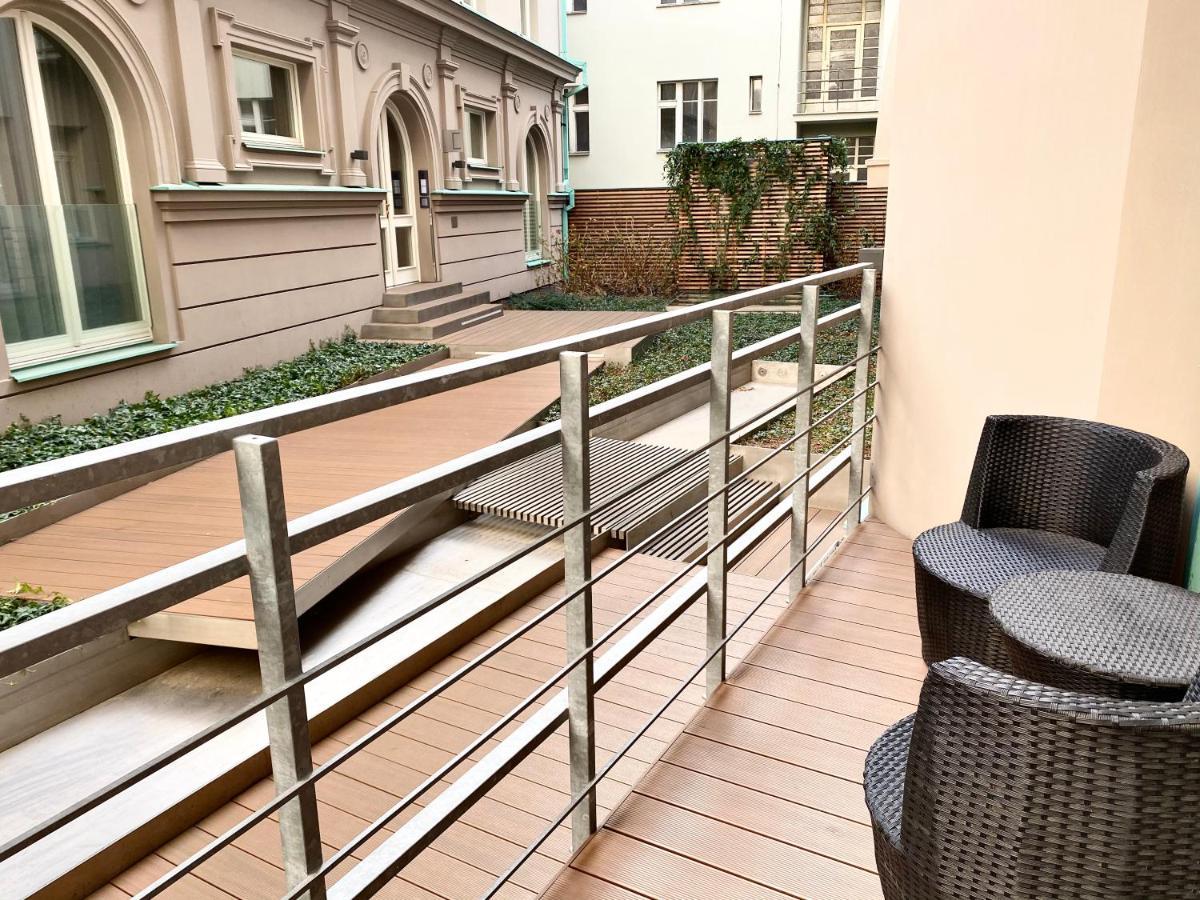 Exclusive Apartment + Best Located Praga Esterno foto